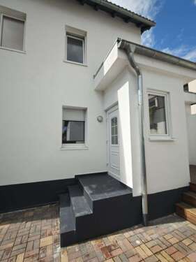 Foto - Haus zum Kaufen in Frankfurt-Schwanheim 480.000,00 € 90 m²