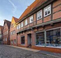 Haus zum Kaufen in LauenburgElbe 145.000,00 € 280 m² - Lauenburg/Elbe