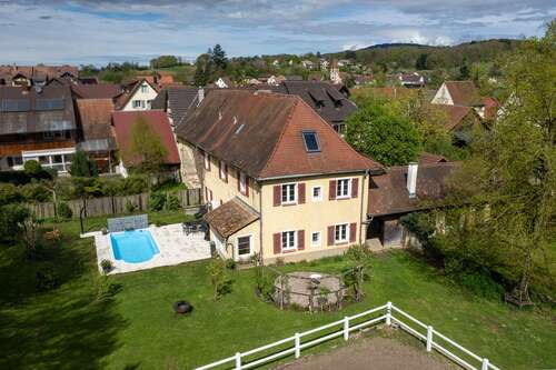 Foto - Gastronomie in Bad Bellingen Hertingen 2.280.000,00 € 1049.63 m²