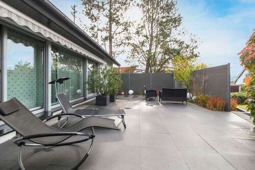 Foto - Haus zum Kaufen in Notzingen 799.000,00 € 240.17 m²