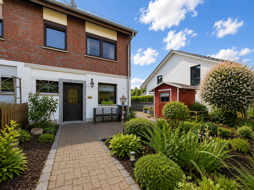 Foto - Haus zum Kaufen in Leichlingen 395.000,00 € 98.18 m²