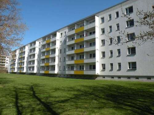 Foto - Wohnung zum Mieten in Stralsund 348,17 € 50.46 m²