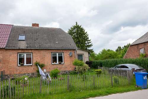 Foto - Haus zum Kaufen in Kriesow 77.000,00 € 110 m²