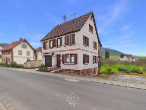 Foto - Haus zum Kaufen in Freudenberg 179.000,00 € 161 m²