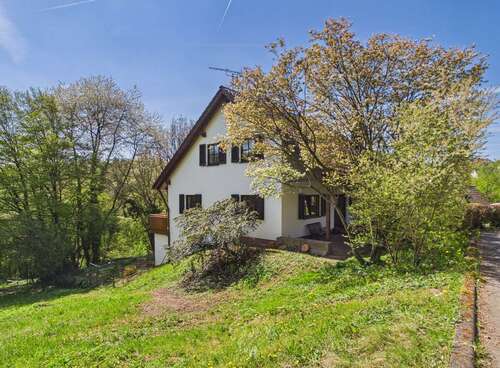 Foto - Haus zum Mieten in Hasloch 1.700,00 € 210 m²