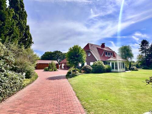 Foto - Haus zum Kaufen in Wiefelstede 879.000,00 € 179 m²