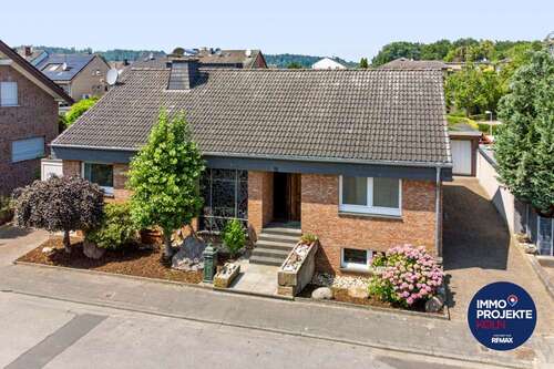 Foto - Haus zum Kaufen in Frechen 399.000,00 € 153.21 m²