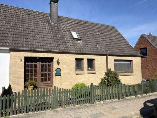 Foto - Haus zum Kaufen in Schleswig 168.000,00 € 142 m²