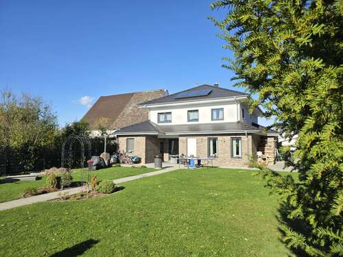 Foto - Haus zum Kaufen in Römerberg 1.838.000,00 € 686 m²