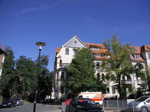 Foto - Wohnung zum Mieten in Halle 480,00 € 60.04 m²