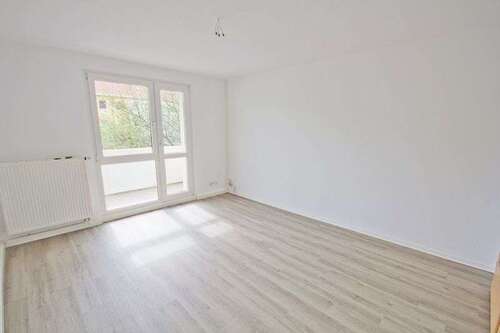 Foto - Wohnung zum Mieten in Halle (Saale) 421,00 € 58.4 m²