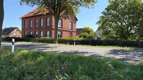 Foto - Haus zum Kaufen in Sarstedt 520.000,00 € 363.14 m²