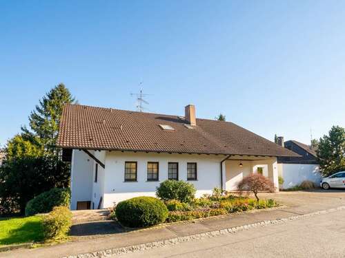 Foto - Haus zum Kaufen in Emmendingen 1.195.000,00 € 354 m²