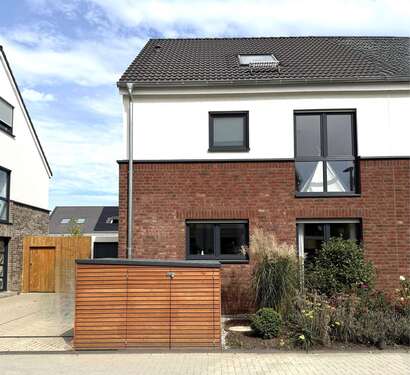 Foto - Haus zum Kaufen in Brühl 839.000,00 € 164 m²