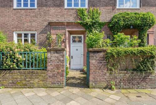 Foto - Haus zum Kaufen in Düsseldorf - Oberkassel 2.950.000,00 € 312 m²