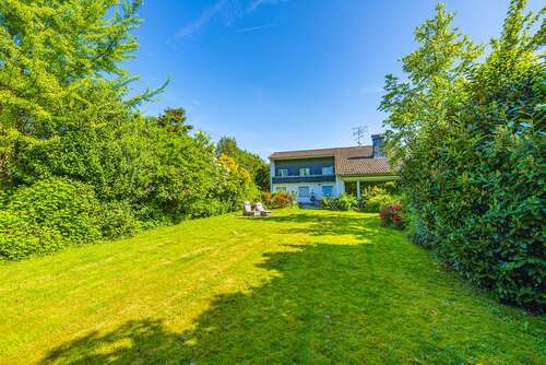 Foto - Haus zum Kaufen in Langenfeld 1.480.000,00 € 255 m²