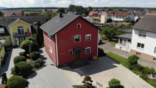 Foto - Haus zum Kaufen in Schwarzach am Main 357.000,00 € 182 m²