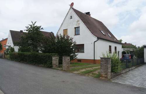 Foto - Haus zum Kaufen in Wonfurt 265.000,00 € 177 m²