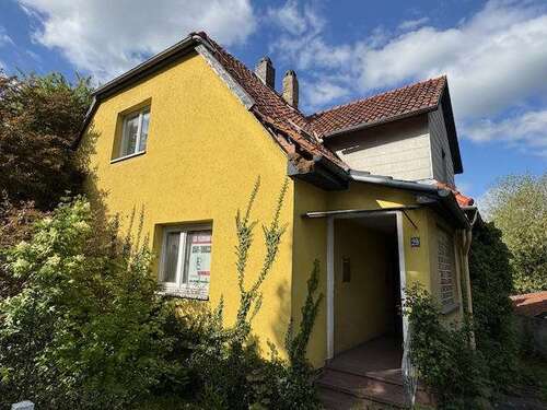 Foto - Haus zum Kaufen in Wolfhagen 165.000,00 € 174.3 m²