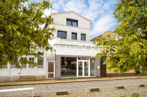 Foto - Haus zum Kaufen in Rostock 1.744.000,00 € 356 m²