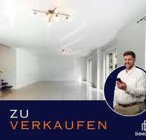 Haus zum Kaufen in Kaiserslautern Hohenecken 650.000,00 € 296 m² - Kaiserslautern / Hohenecken