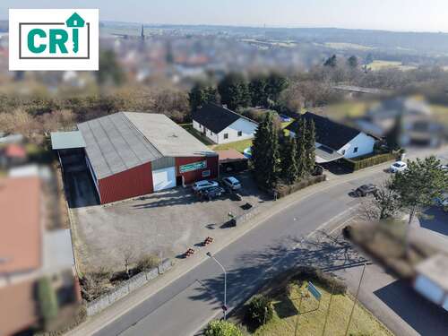 Foto - Haus zum Kaufen in Fernwald Steinbach 999.900,00 € 270 m²