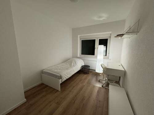 Foto - Wohnung zum Mieten in Bad-Cannstatt 550,00 € 14 m²