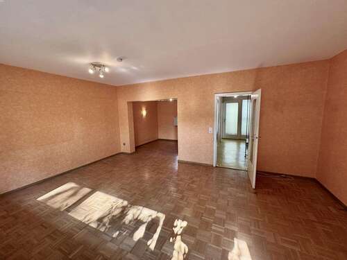 Foto - Haus zum Kaufen in Ludwigsburg, Eglosheim 399.900,00 € 138 m²