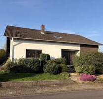 Haus zum Kaufen in Wallerfangen 295.000,00 € 220 m²