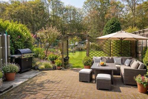 Foto - Haus zum Kaufen in Mönchengladbach 399.000,00 € 223 m²