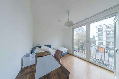Foto - WG-Zimmer in Frankfurt am Main 675,00 € 9 m²