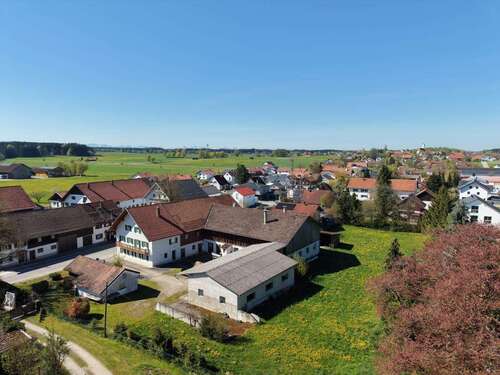 Foto - Haus zum Kaufen in Pflugdorf 854.000,00 € 124.81 m²