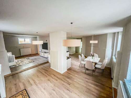 Foto - Wohnung zum Mieten in Halle an der Saale 750,00 € 86.34 m²