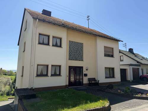 Foto - Haus zum Kaufen in Nörtershausen 259.000,00 € 268.01 m²
