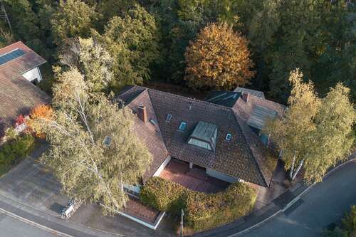 Foto - Haus zum Kaufen in Ahorn 585.000,00 € 189.91 m²