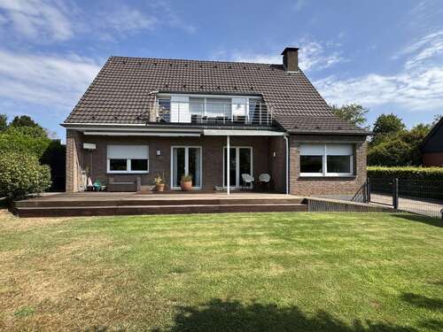 Foto - Haus zum Kaufen in Kaarst 768.000,00 € 194 m²