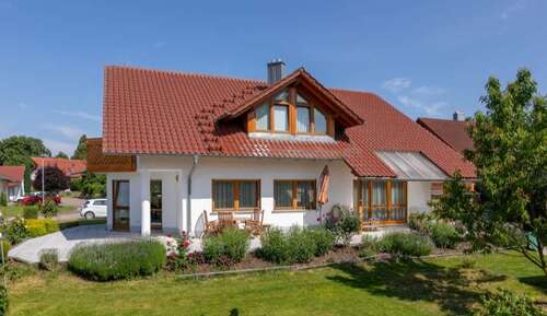 Foto - Haus zum Kaufen in Oberndorf am Neckar Hochmössingen 649.000,00 € 272 m²