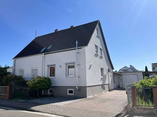 Foto - Haus zum Kaufen in Altrip 249.000,00 € 97 m²