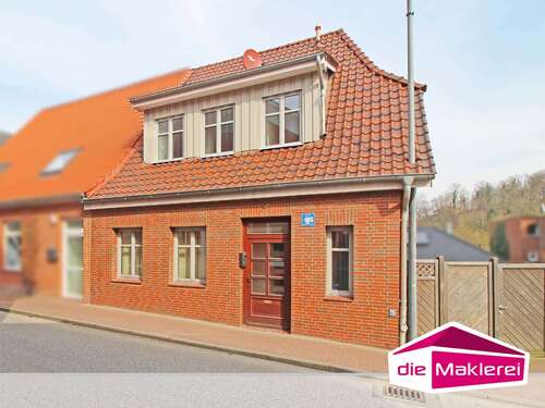 Foto - Haus zum Kaufen in Bad Segeberg 449.000,00 € 164 m²