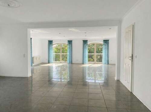 Foto - Haus zum Mieten in Höringen 1.800,00 € 265 m²