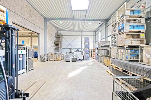 Foto - Halle in Köln 3.000.000,00 € 2400 m²