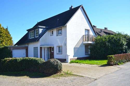 Foto - Haus zum Kaufen in Leverkusen 595.000,00 € 173 m²