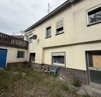 Haus zum Kaufen in Ettringen 99.000,00 € 150 m²