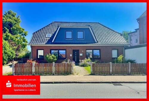 Foto - Haus zum Kaufen in Ahrensbök 385.000,00 € 200 m²
