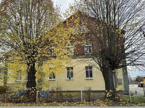 Foto - Haus zum Kaufen in Golßen 1.290.000,00 € 851.45 m²