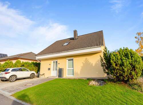 Foto - Haus zum Kaufen in Hohenthann 439.999,00 € 102.54 m²