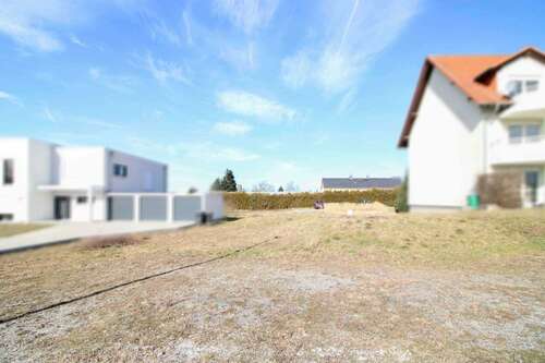 Foto - Grundstück zu verkaufen in Burkau 85.000,00 € 728.12 m²