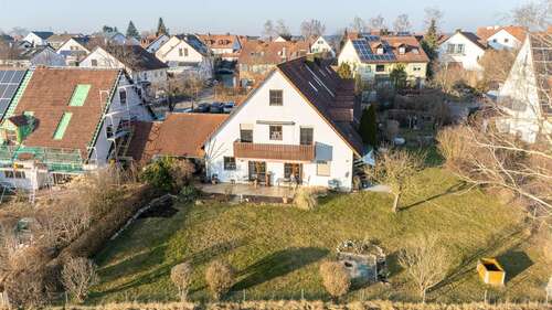 Foto - Haus zum Kaufen in Röhrmoos 745.000,00 € 136.93 m²