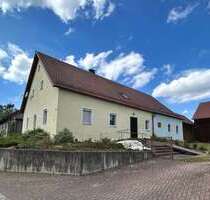 Haus zum Kaufen in Bodenwöhr 348.000,00 € 136.11 m²