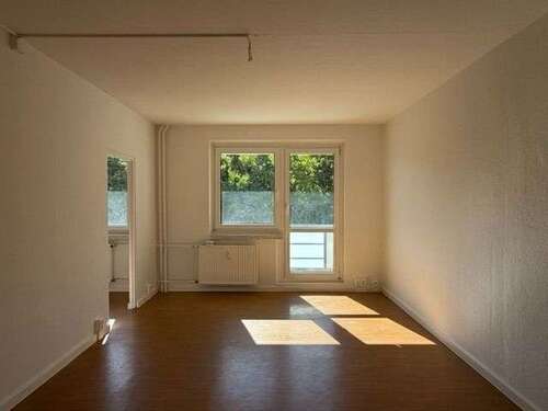 Foto - Wohnung zum Mieten in Berlin 549,00 € 34.38 m²